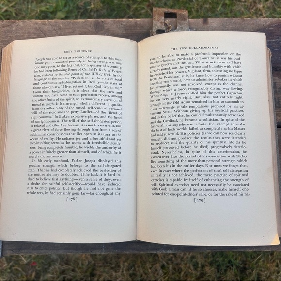 Grey Eminence by Aldous Huxley 1941 4th Edition Hardback Naval Hospital Library - Picture 9 of 10